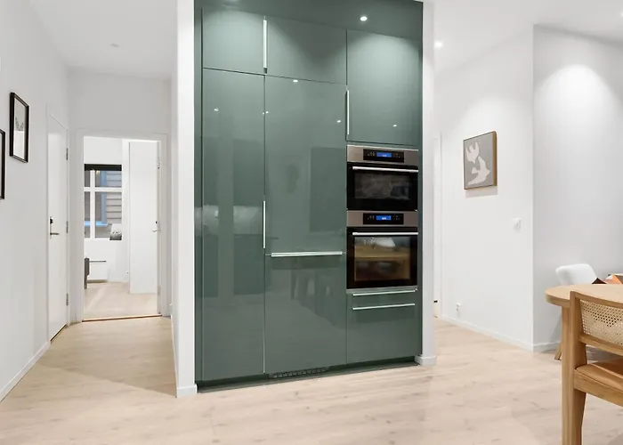 4br 2bath - Penthouse Esque * 卑爾根